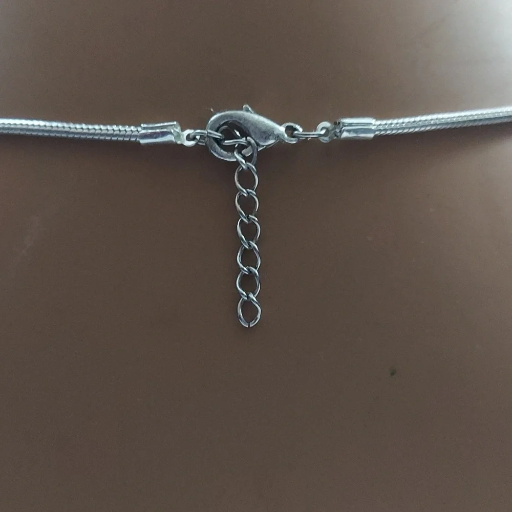 Kenneth Cole Silver Black & Grey Beaded Pendant snake Rope chain Necklace